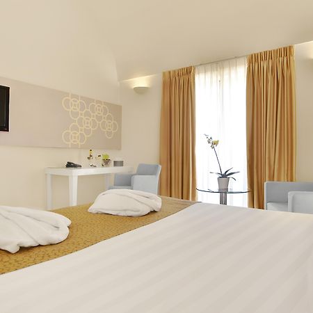 รัธแดเนียลเรสซิเด้นซ์ Hotel เทลอาวีฟ ภายนอก รูปภาพ