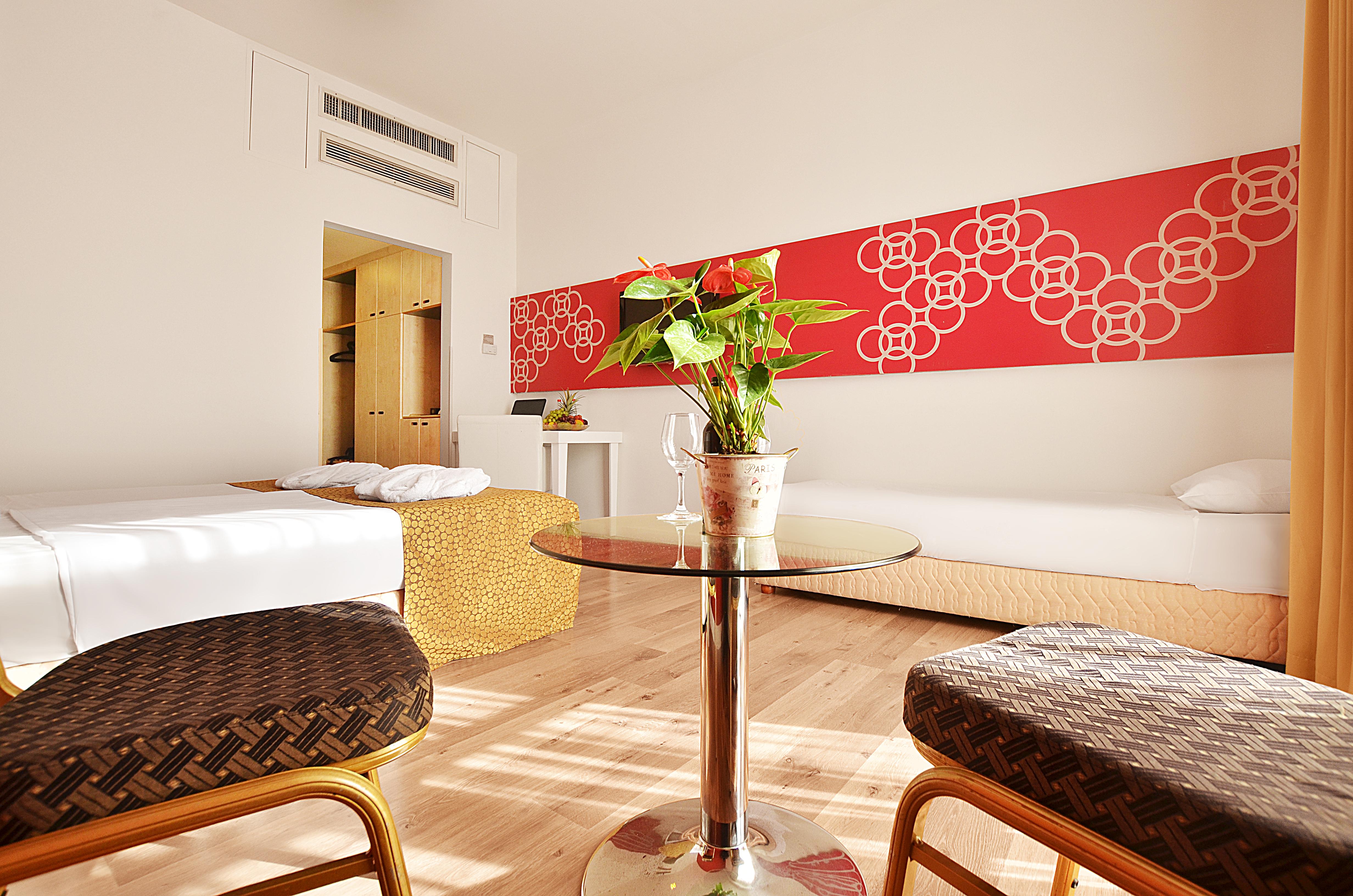 รัธแดเนียลเรสซิเด้นซ์ Hotel เทลอาวีฟ ภายนอก รูปภาพ