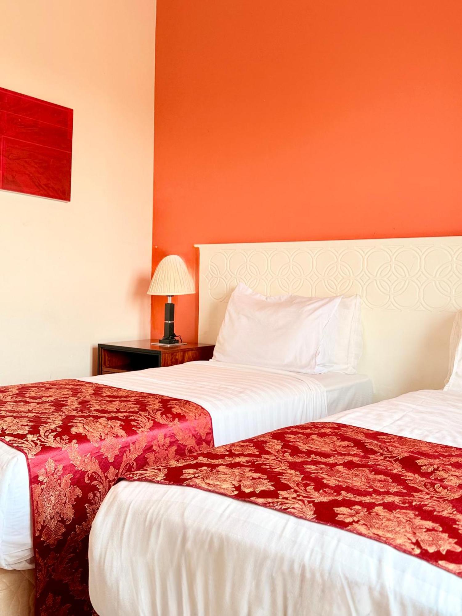 รัธแดเนียลเรสซิเด้นซ์ Hotel เทลอาวีฟ ภายนอก รูปภาพ